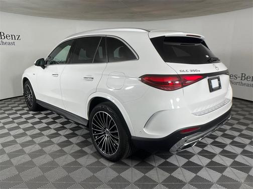 2025 Mercedes-Benz GLC 350e Base 4MATIC