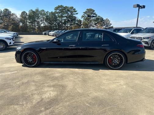 2026 Mercedes-Benz AMG S 63 E Base