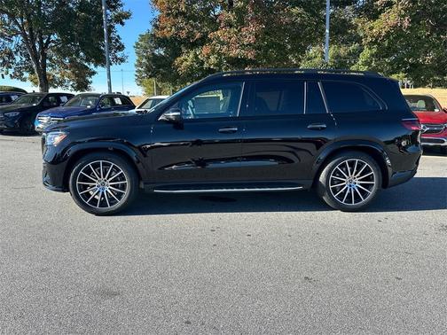 2026 Mercedes-Benz GLS 450 