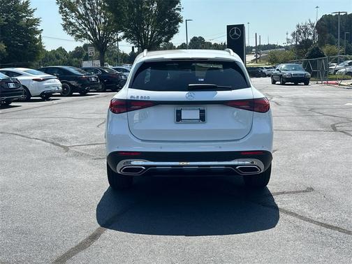 2026 Mercedes-Benz GLC 300 Base