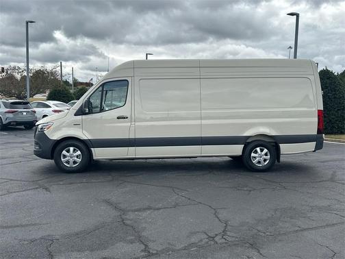2024 Mercedes-Benz eSprinter 2500 170 WB High Roof Cargo