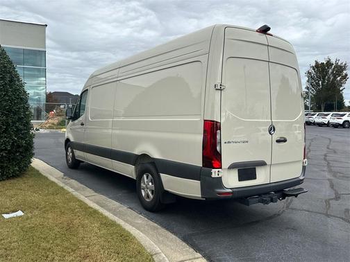 2024 Mercedes-Benz eSprinter 2500 170 WB High Roof Cargo