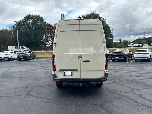 2024 Mercedes-Benz eSprinter 2500 170 WB High Roof Cargo