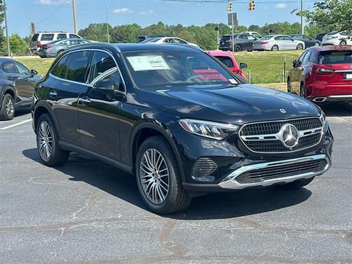 2025 Mercedes-Benz GLC 300 Base