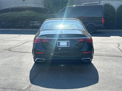 2026 Mercedes-Benz E-Class 350