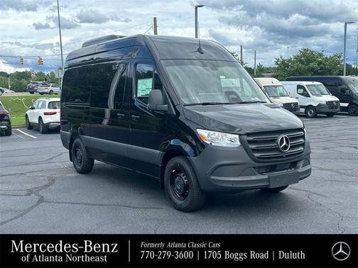 2025 Mercedes-Benz Sprinter 2500 144 WB Standard Roof Passenger