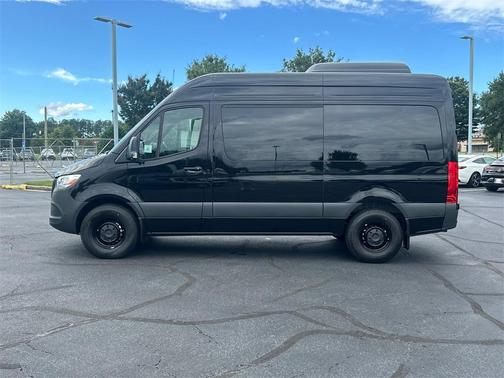 2025 Mercedes-Benz Sprinter 2500 144 WB Standard Roof Passenger