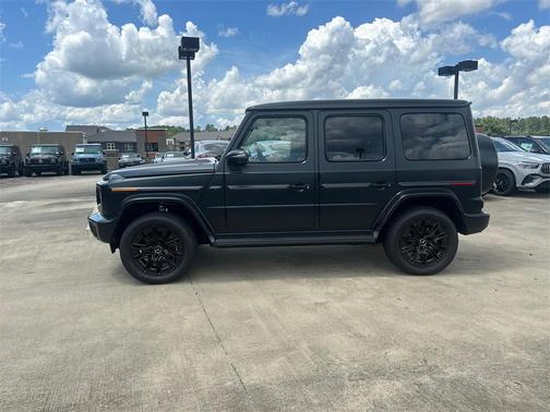 2025 Mercedes-Benz G-Class Base