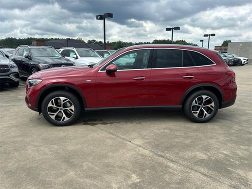 2025 Mercedes-Benz GLC 350e Base 4MATIC