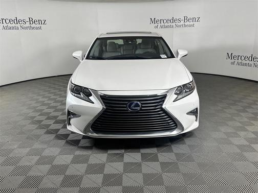2017 Lexus ES 300h Base