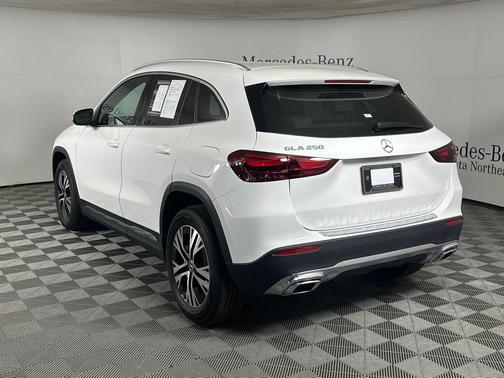 2026 Mercedes-Benz GLA 250 Base