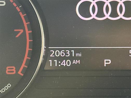 2023 Audi Q5 45 S line quattro Premium