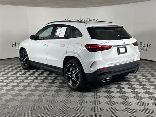 2024 Mercedes-Benz GLA 250 Base 4MATIC