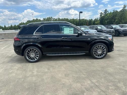 2025 Mercedes-Benz GLE 450e 4MATIC