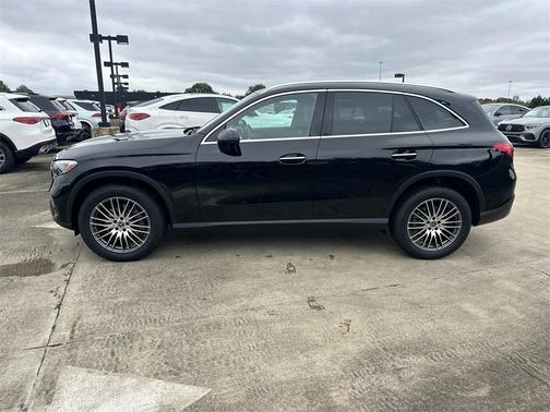 2026 Mercedes-Benz GLC 300 Base