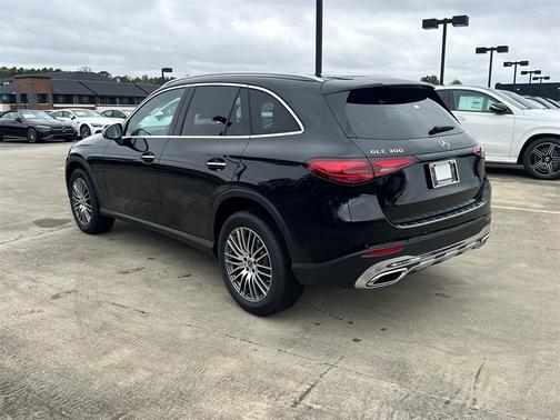 2026 Mercedes-Benz GLC 300 Base