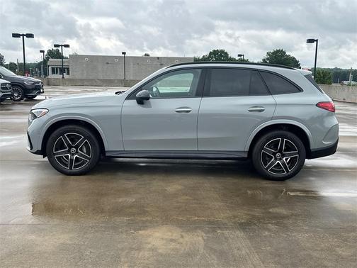 2025 Mercedes-Benz GLC 300 Base