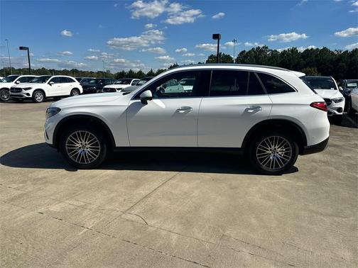 2026 Mercedes-Benz GLC 300 Base 4MATIC