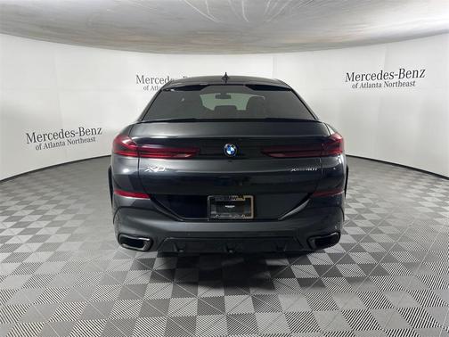 2023 BMW X6 xDrive40i