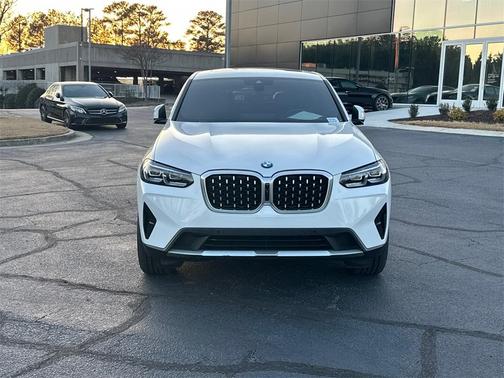 2024 BMW X4 xDrive30i