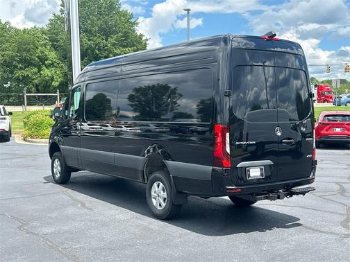 2025 Mercedes-Benz Sprinter 2500 High Roof