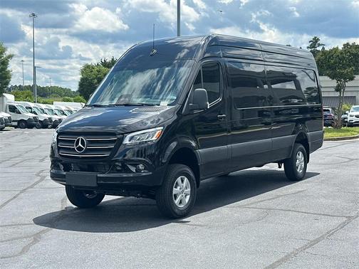 2025 Mercedes-Benz Sprinter 2500 High Roof
