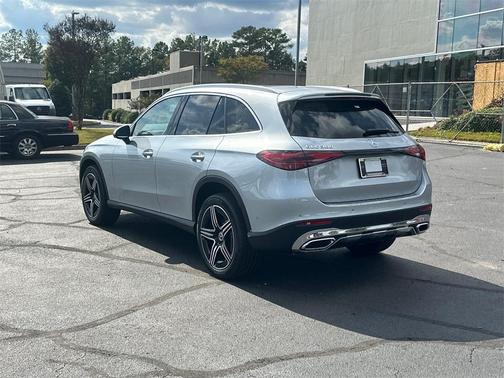 2026 Mercedes-Benz GLC 300 Base