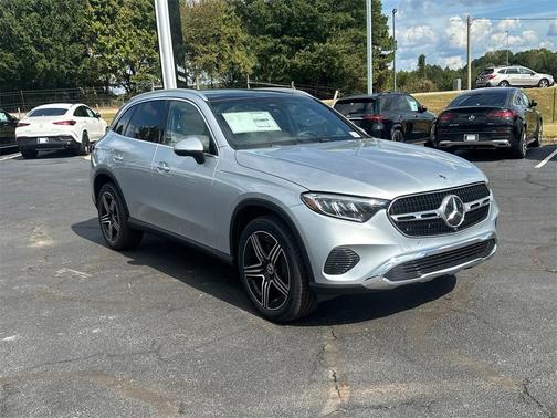 2026 Mercedes-Benz GLC 300 Base