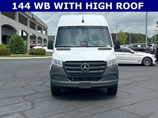2025 Mercedes-Benz Sprinter 2500 Standard Roof