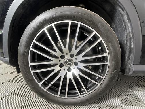 2024 Mercedes-Benz GLC 300 Base