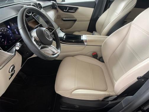 2024 Mercedes-Benz GLC 300 Base