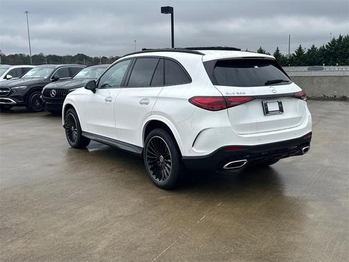 2026 Mercedes-Benz GLC 300 Base