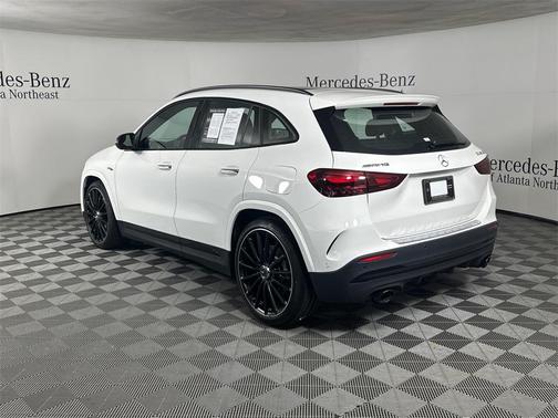 2025 Mercedes-Benz AMG GLA 35 Base