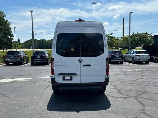 2024 Mercedes-Benz Sprinter 2500 144 WB
