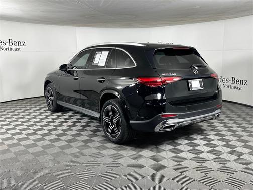 2023 Mercedes-Benz GLC 300 Base