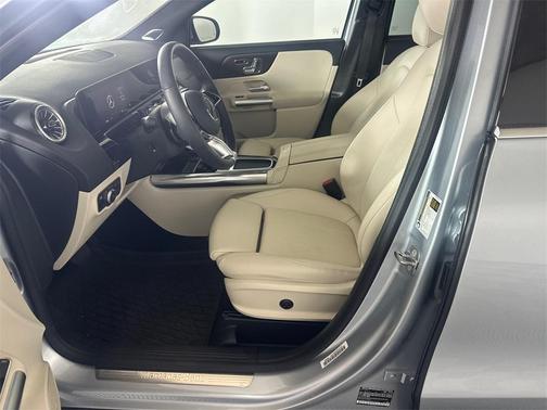 2025 Mercedes-Benz GLA 250 Base 4MATIC