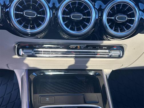 2026 Mercedes-Benz GLA 250 Base 4MATIC