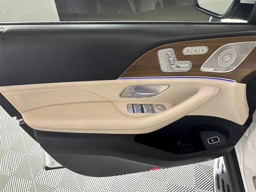 2021 Mercedes-Benz GLS 450 4MATIC