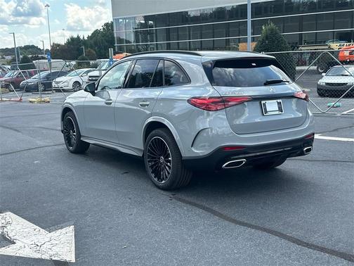 2026 Mercedes-Benz GLC 300 Base