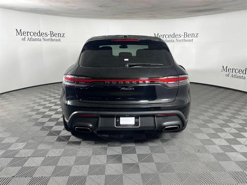 2023 Porsche Macan T