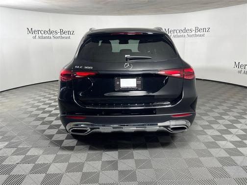 2025 Mercedes-Benz GLC 300 Base