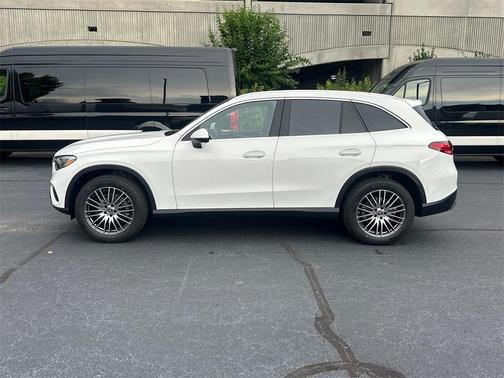 2025 Mercedes-Benz GLC 300 Base 4MATIC