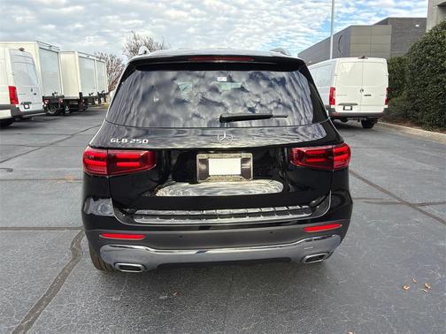 2026 Mercedes-Benz GLB 250 Base