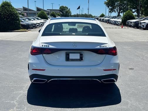 Moonlight 2026 Mercedes-Benz E-Class E 350 4MATIC