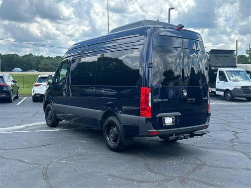 2025 Mercedes-Benz Sprinter 2500 144 WB Standard Roof Passenger