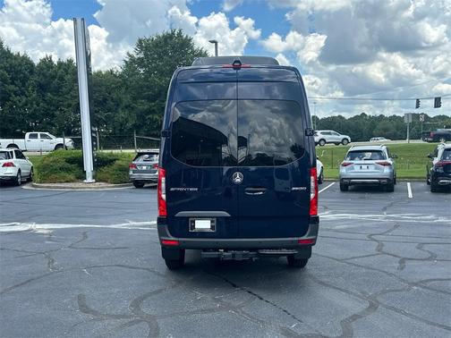 2025 Mercedes-Benz Sprinter 2500 144 WB Standard Roof Passenger
