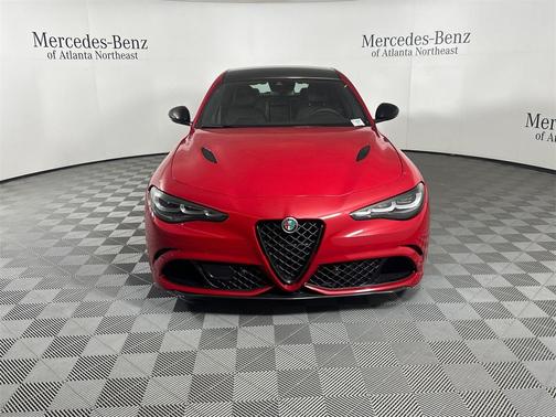 2024 Alfa Romeo Giulia Quadrifoglio