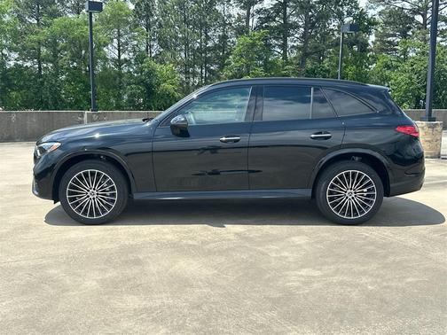 2025 Mercedes-Benz GLC 300 Base 4MATIC