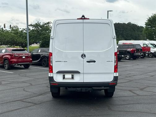 2025 Mercedes-Benz Sprinter 2500 Standard Roof