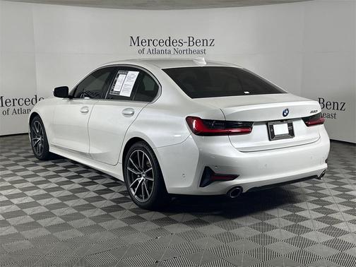 2021 BMW 330 i